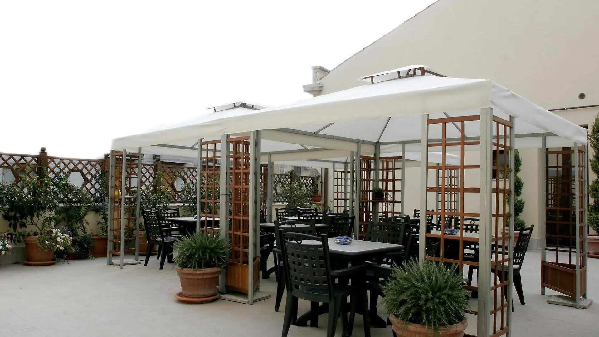 Sorella Luna Syracuse Bed & Breakfast